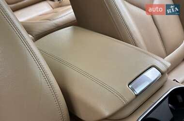 Внедорожник / Кроссовер Porsche Cayenne 2014 в 