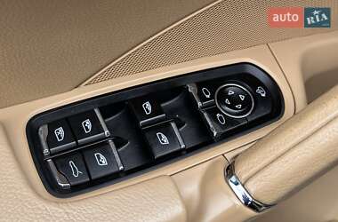 Внедорожник / Кроссовер Porsche Cayenne 2014 в 