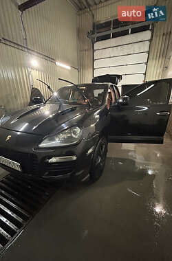 Внедорожник / Кроссовер Porsche Cayenne 2007 в 