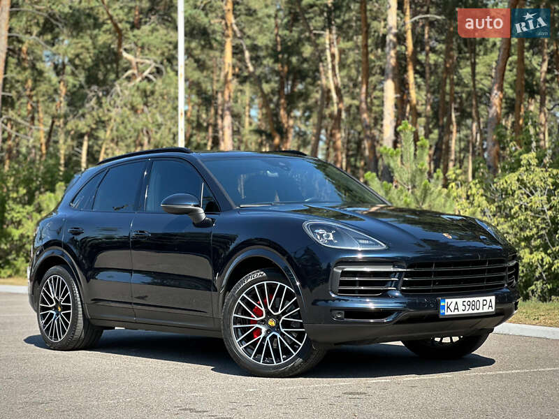 Позашляховик / Кросовер Porsche Cayenne 2019 в Києві