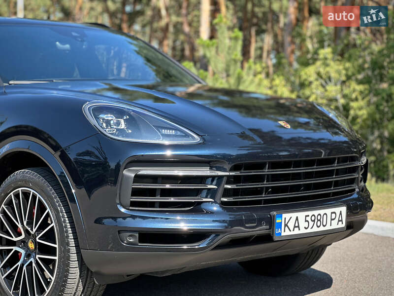 Позашляховик / Кросовер Porsche Cayenne 2019 в Києві
