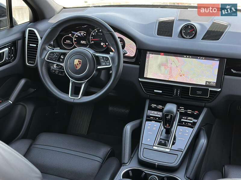 Позашляховик / Кросовер Porsche Cayenne 2019 в Києві