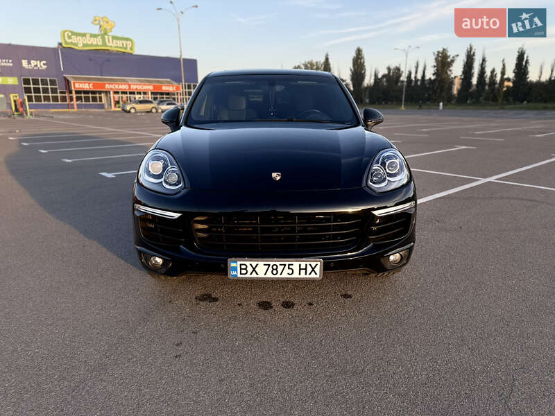 Позашляховик / Кросовер Porsche Cayenne 2014 в Кам'янець-Подільському