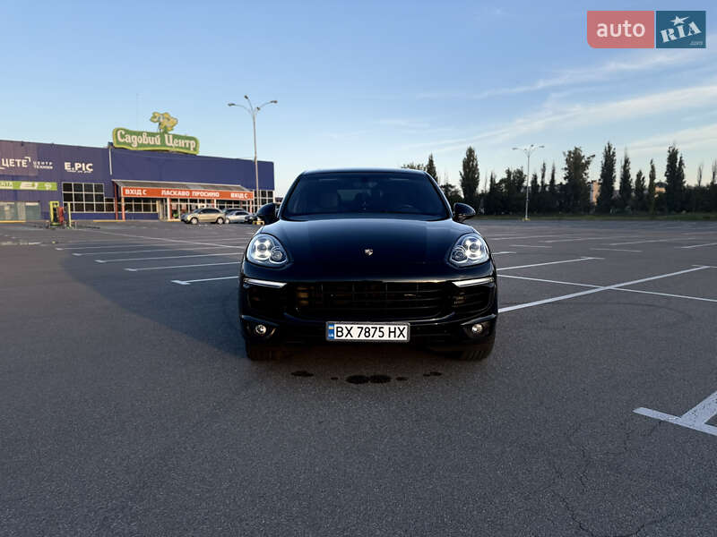 Позашляховик / Кросовер Porsche Cayenne 2014 в Кам'янець-Подільському