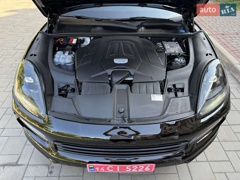 Внедорожник / Кроссовер Porsche Cayenne 2018 в Ивано-Франковске фото 23 Внедорожник / Кроссовер Porsche Cayenne 2018 в Ивано-Франковске