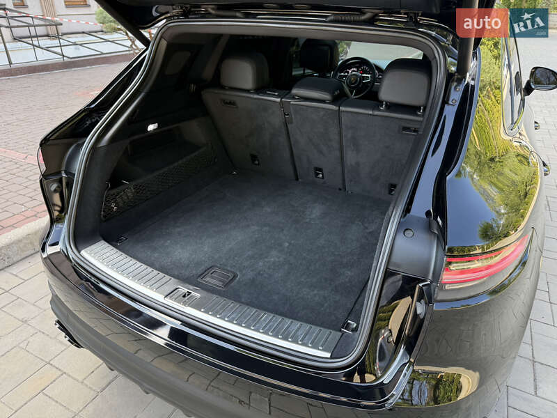 Внедорожник / Кроссовер Porsche Cayenne 2018 в Ивано-Франковске фото 25 Внедорожник / Кроссовер Porsche Cayenne 2018 в Ивано-Франковске