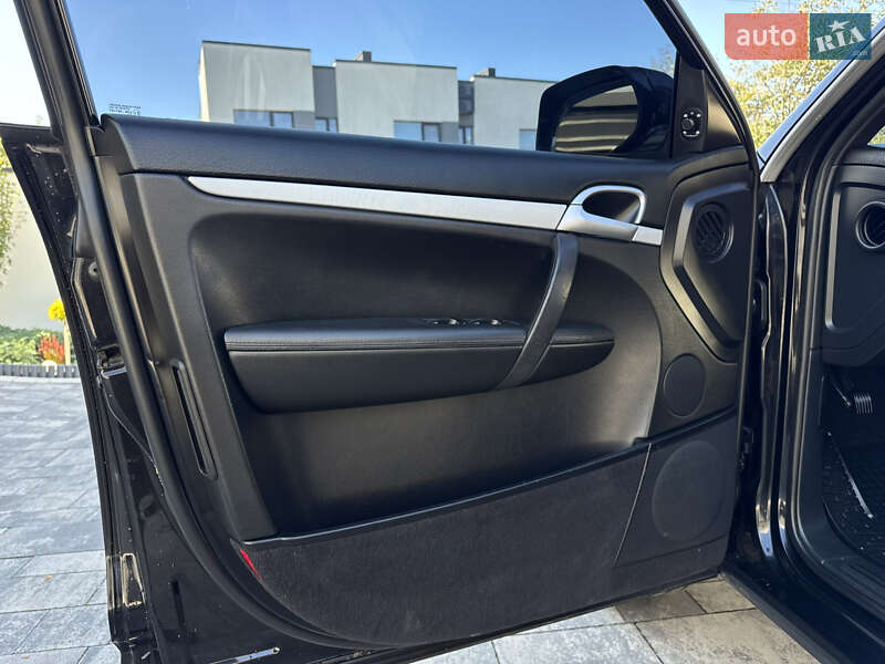 Внедорожник / Кроссовер Porsche Cayenne 2010 в Ивано-Франковске фото 24 Внедорожник / Кроссовер Porsche Cayenne 2010 в Ивано-Франковске