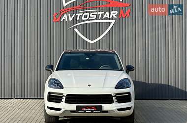 Внедорожник / Кроссовер Porsche Cayenne 2020 в 