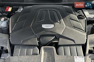 Внедорожник / Кроссовер Porsche Cayenne 2020 в 