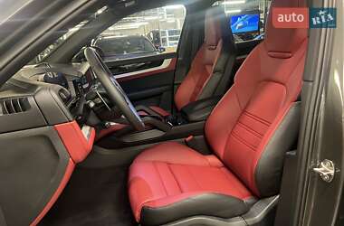 Позашляховик / Кросовер Porsche Cayenne 2024 в 