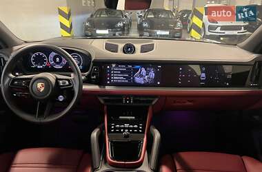 Позашляховик / Кросовер Porsche Cayenne 2024 в 