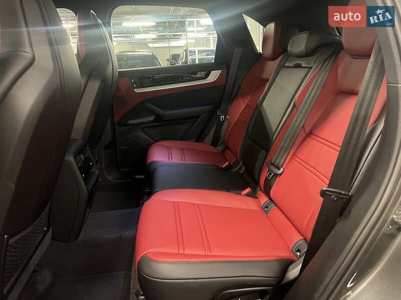 Внедорожник / Кроссовер Porsche Cayenne 2024 в Киеве фото 44 Внедорожник / Кроссовер Porsche Cayenne 2024 в Киеве