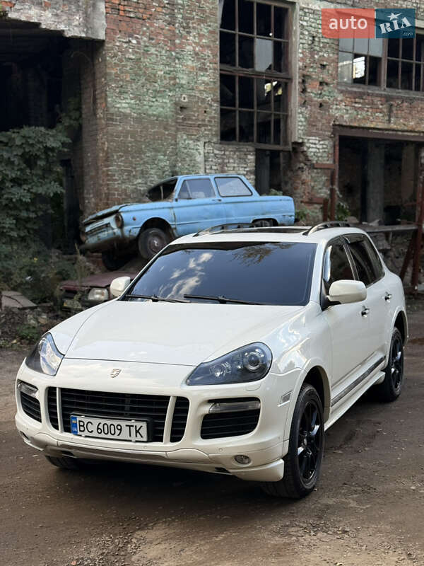 Позашляховик / Кросовер Porsche Cayenne 2008 в 