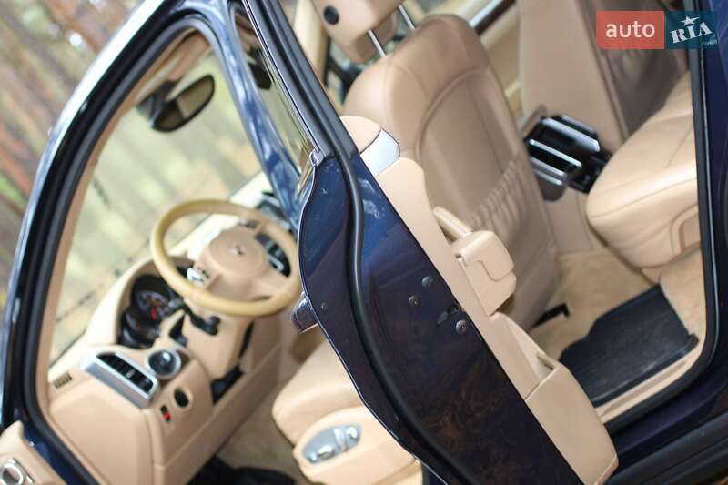 Внедорожник / Кроссовер Porsche Cayenne 2011 в Киеве фото 35 Внедорожник / Кроссовер Porsche Cayenne 2011 в Киеве