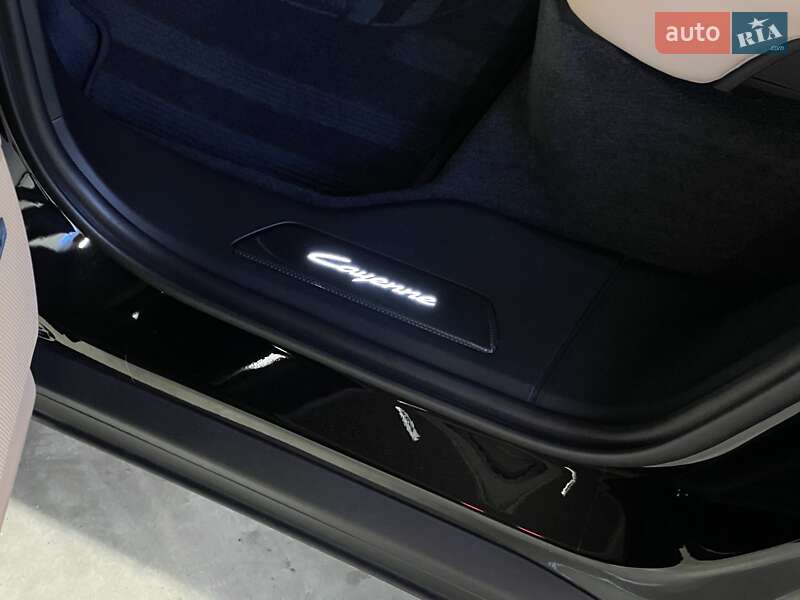 Внедорожник / Кроссовер Porsche Cayenne 2023 в Киеве фото 26 Внедорожник / Кроссовер Porsche Cayenne 2023 в Киеве