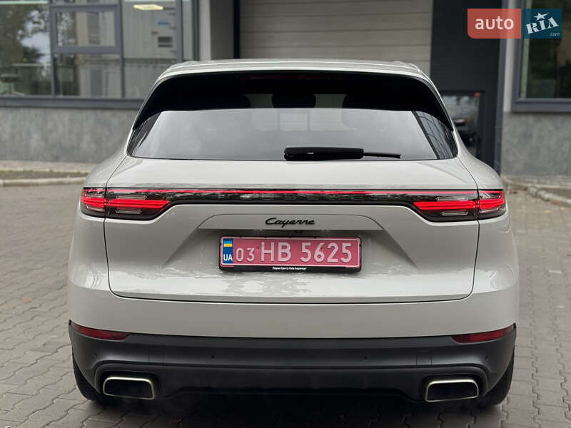 Позашляховик / Кросовер Porsche Cayenne 2020 в Києві
