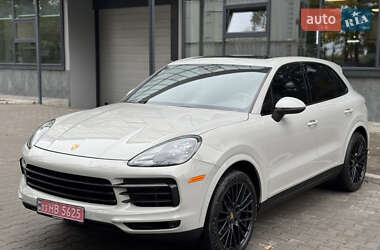 Позашляховик / Кросовер Porsche Cayenne 2020 в 