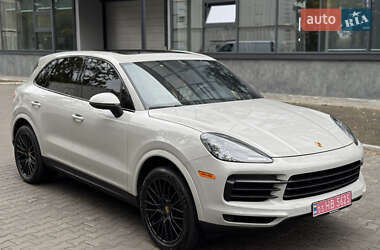 Позашляховик / Кросовер Porsche Cayenne 2020 в 