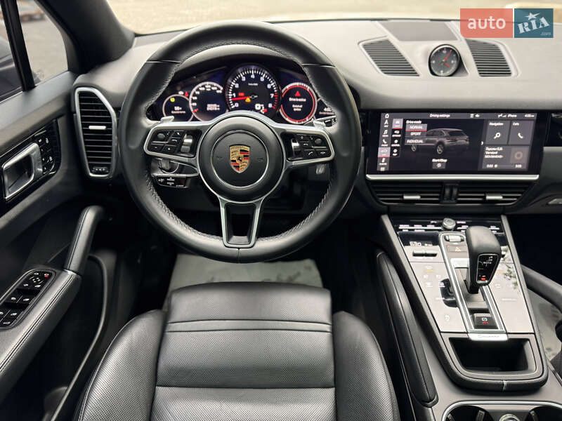 Позашляховик / Кросовер Porsche Cayenne 2020 в Києві