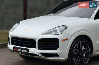 Позашляховик / Кросовер Porsche Cayenne 2018 в 