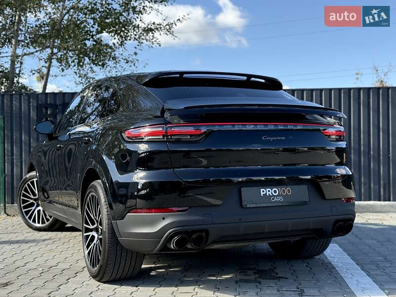 Позашляховик / Кросовер Porsche Cayenne 2022 в Києві