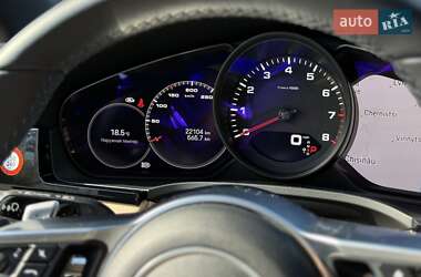 Позашляховик / Кросовер Porsche Cayenne 2022 в 