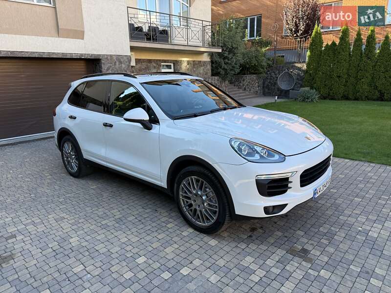 Внедорожник / Кроссовер Porsche Cayenne 2017 в Киеве фото 7 Внедорожник / Кроссовер Porsche Cayenne 2017 в Киеве