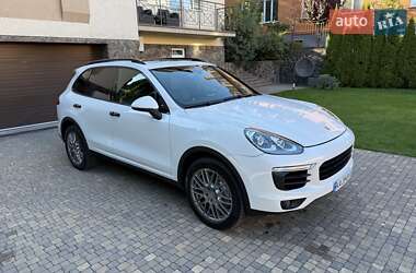 Позашляховик / Кросовер Porsche Cayenne 2017 в 