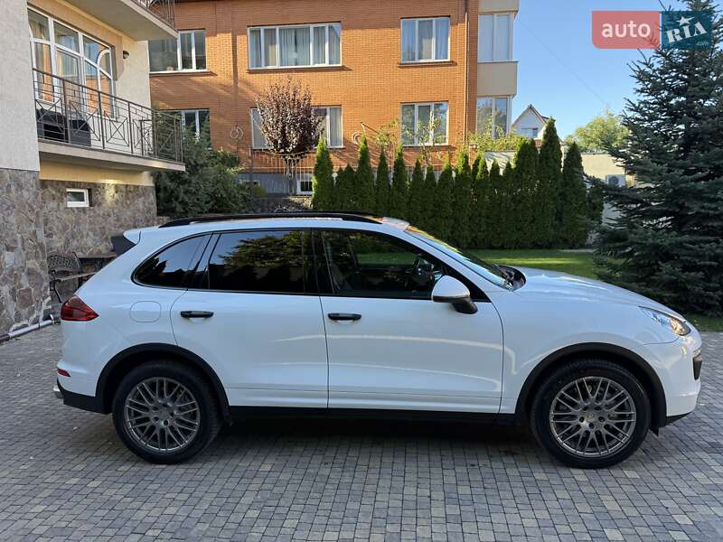 Внедорожник / Кроссовер Porsche Cayenne 2017 в Киеве фото 9 Внедорожник / Кроссовер Porsche Cayenne 2017 в Киеве