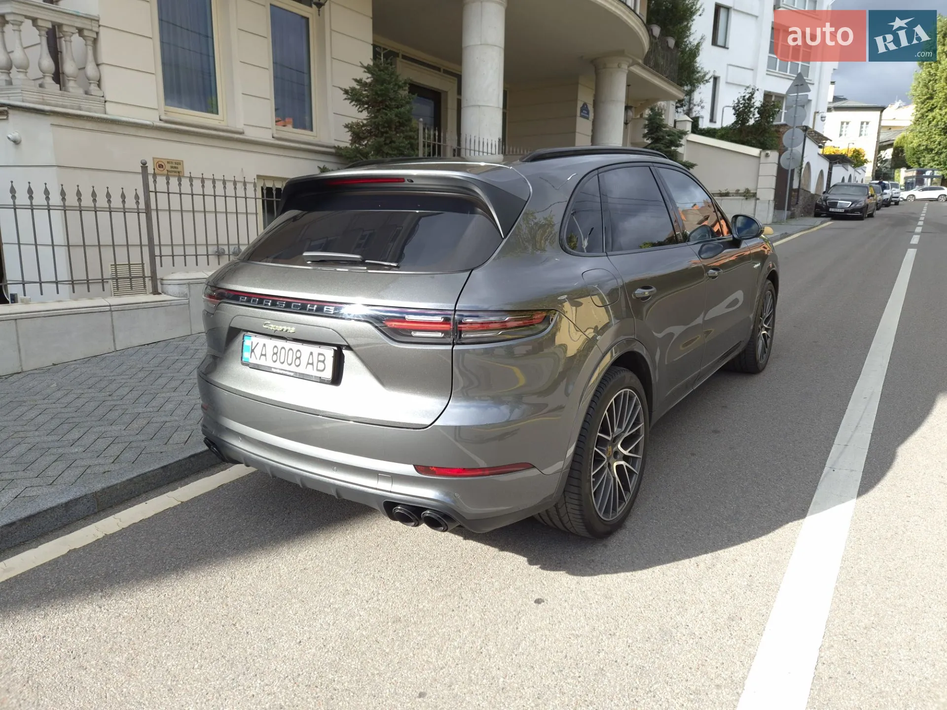 2019 Porsche Cayenne - мініатюра 7