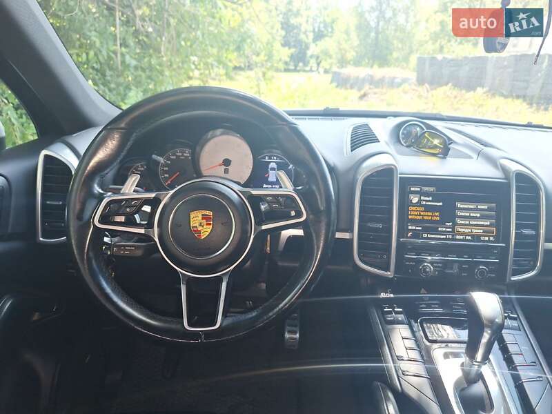 Внедорожник / Кроссовер Porsche Cayenne 2014 в Днепре