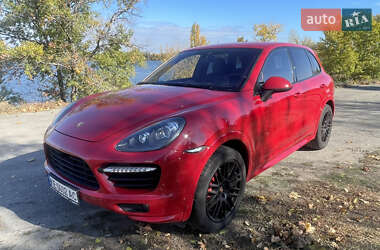 Позашляховик / Кросовер Porsche Cayenne 2014 в Дніпрі