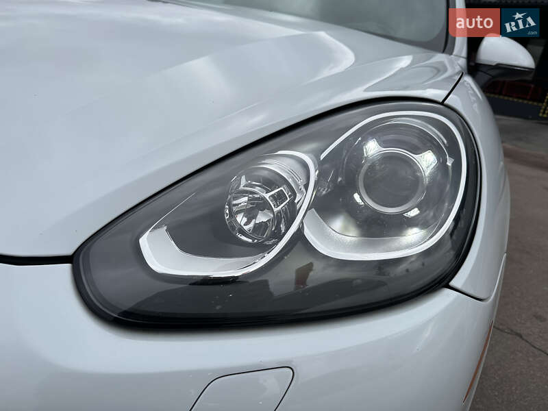 Внедорожник / Кроссовер Porsche Cayenne 2017 в Житомире фото 24 Внедорожник / Кроссовер Porsche Cayenne 2017 в Житомире