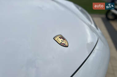 Позашляховик / Кросовер Porsche Cayenne 2013 в  фото 6 Позашляховик / Кросовер Porsche Cayenne 2013 в