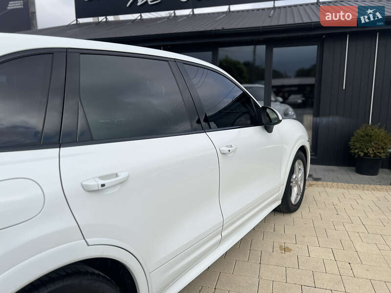 Внедорожник / Кроссовер Porsche Cayenne 2013 в Львове фото 13 Внедорожник / Кроссовер Porsche Cayenne 2013 в Львове