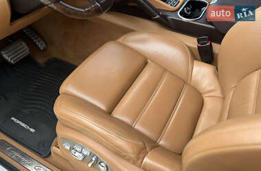 Позашляховик / Кросовер Porsche Cayenne 2013 в  фото 26 Позашляховик / Кросовер Porsche Cayenne 2013 в
