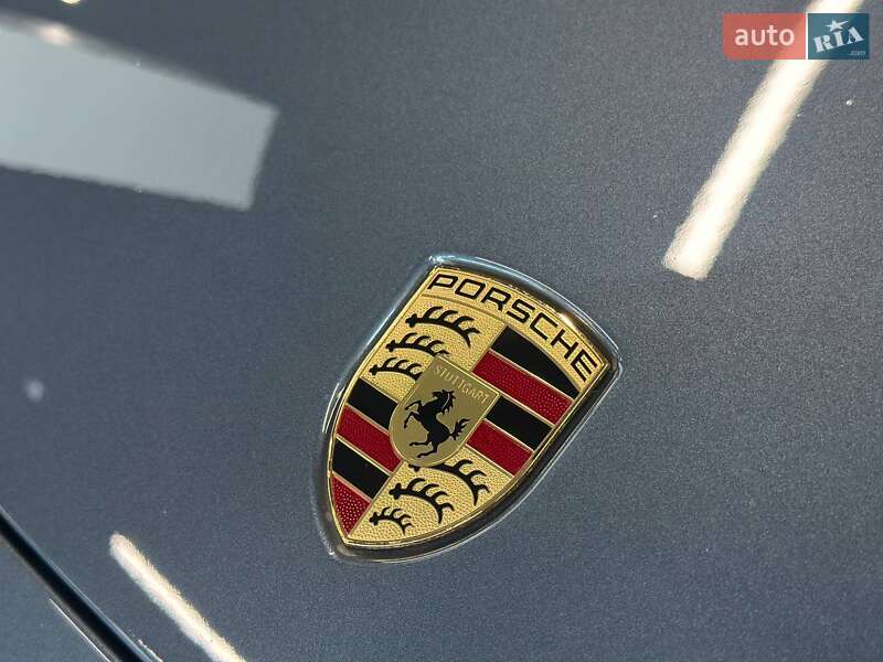 Позашляховик / Кросовер Porsche Cayenne 2019 в Львові