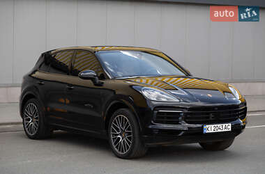 Внедорожник / Кроссовер Porsche Cayenne 2020 в 
