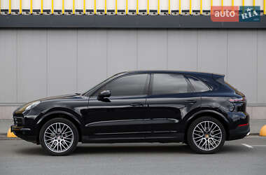 Внедорожник / Кроссовер Porsche Cayenne 2020 в 