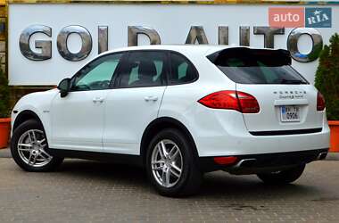Внедорожник / Кроссовер Porsche Cayenne 2012 в 