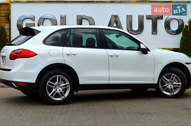 Внедорожник / Кроссовер Porsche Cayenne 2012 в 