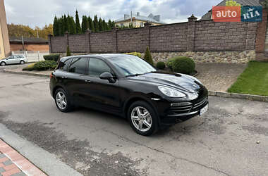 Внедорожник / Кроссовер Porsche Cayenne 2014 в 