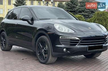 Внедорожник / Кроссовер Porsche Cayenne 2012 в 