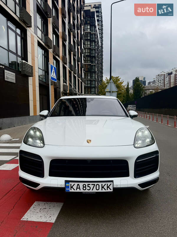 Внедорожник / Кроссовер Porsche Cayenne 2018 в Киеве фото 4 Внедорожник / Кроссовер Porsche Cayenne 2018 в Киеве