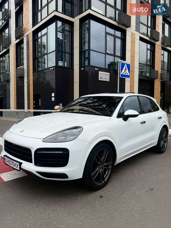 Внедорожник / Кроссовер Porsche Cayenne 2018 в Киеве фото 6 Внедорожник / Кроссовер Porsche Cayenne 2018 в Киеве