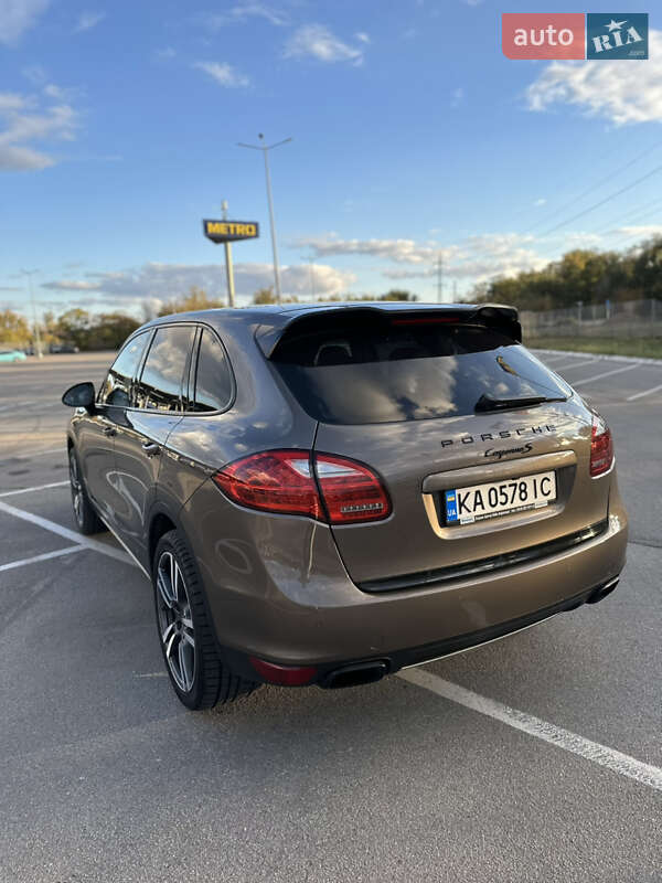 Внедорожник / Кроссовер Porsche Cayenne 2011 в Запорожье фото 21 Внедорожник / Кроссовер Porsche Cayenne 2011 в Запорожье