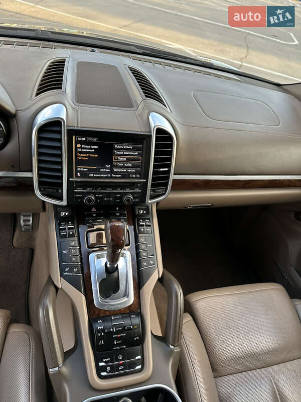 Внедорожник / Кроссовер Porsche Cayenne 2011 в Запорожье фото 34 Внедорожник / Кроссовер Porsche Cayenne 2011 в Запорожье