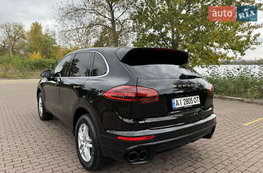 Позашляховик / Кросовер Porsche Cayenne 2016 в Києві