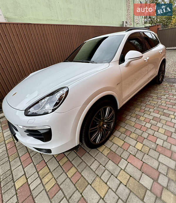 Позашляховик / Кросовер Porsche Cayenne 2016 в Миколаєві фото 3 Позашляховик / Кросовер Porsche Cayenne 2016 в Миколаєві