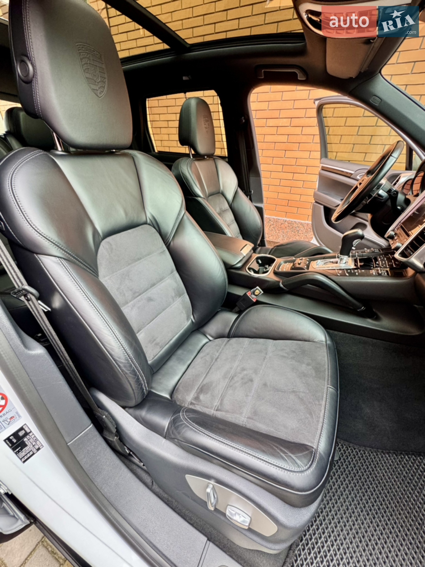 2016 Porsche Cayenne - мініатюра 10